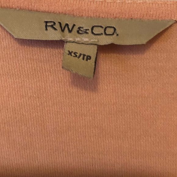 💗LIKE NEW RW&CO Flowy Sequin Party Tank Top Pink​ - Picture 4 of 4